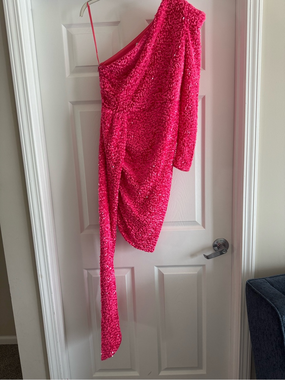 One-Shoulder Hot Pink Sequin Party Dress